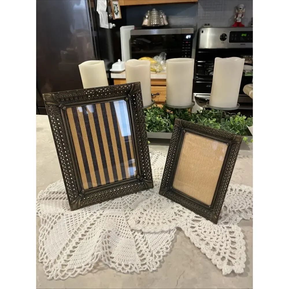 (2) Antique Style Vtg Brass Metal Goldtone Filagree Photo Frame 9x7 & 6.5 x 5